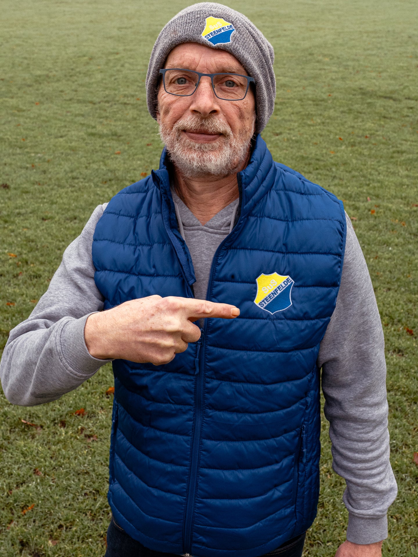 Steppweste SUS Steenfelde Blau mit Wappen